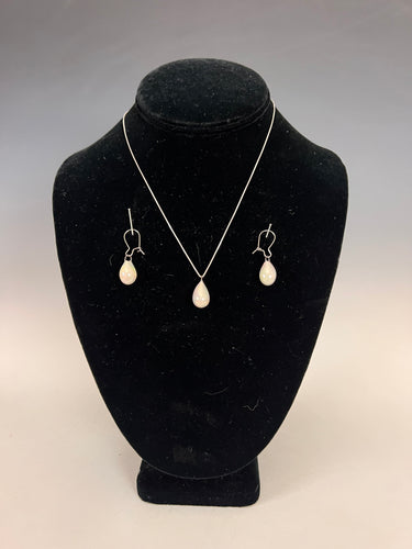 Handcrafted Jewelry White Porcelain Drop Earrings and Necklace with MOP luster