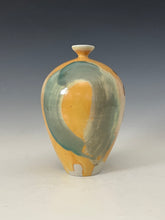 Load image into Gallery viewer, Wheel thrown Ceramic Vase by Galaxy Clay Fine Art