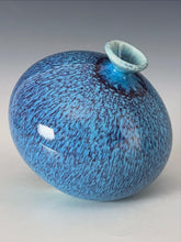 Load image into Gallery viewer, Wheel thrown Ceramic Vase by Galaxy Clay Fine Art