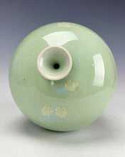 Load image into Gallery viewer, Wheel thrown Ceramic Crystallin Vase by Galaxy Clay Fine Art