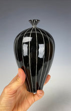 Load image into Gallery viewer, Ceramic Decorative Porcelain Vessel