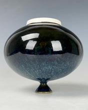 Load image into Gallery viewer, Ceramic Wheel thrown Vessel by Galaxy Clay Fine Art