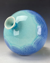 Load image into Gallery viewer, Handmade Decorative Ceramic Vase