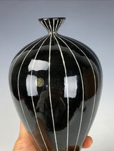 Load image into Gallery viewer, Ceramic Decorative Porcelain Vessel