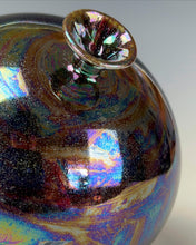 Load image into Gallery viewer, Ceramic Decorative Porcelain Vase with MOP luster