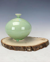 Load image into Gallery viewer, Wheel thrown Ceramic Crystallin Vase by Galaxy Clay Fine Art
