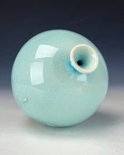 Load image into Gallery viewer, Handmade decorative Porcelain vase