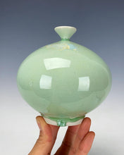 Load image into Gallery viewer, Wheel thrown Ceramic Crystallin Vase by Galaxy Clay Fine Art