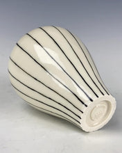 Load image into Gallery viewer, Ceramic Handmade Decorative Porcelain Vase