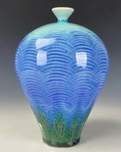 Load image into Gallery viewer, Handmade Decorative Ceramic Vase