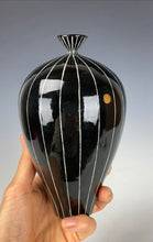 Load image into Gallery viewer, Ceramic Decorative Porcelain Vessel