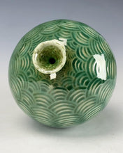 Load image into Gallery viewer, Handmade decorative Porcelain vase