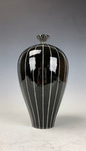 Load image into Gallery viewer, Ceramic Decorative Porcelain Vessel