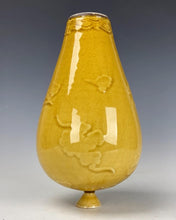 Load image into Gallery viewer, Ceramic Handmade Decorative Porcelain Vase