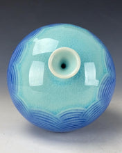 Load image into Gallery viewer, Handmade Decorative Ceramic Vase