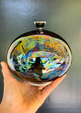 Load image into Gallery viewer, Ceramic Decorative Porcelain Vase with MOP lustre