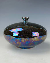 Load image into Gallery viewer, Ceramic Decorative Porcelain Vase with MOP luster