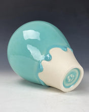 Load image into Gallery viewer, Ceramic Wheel thrown Porcelain Vase